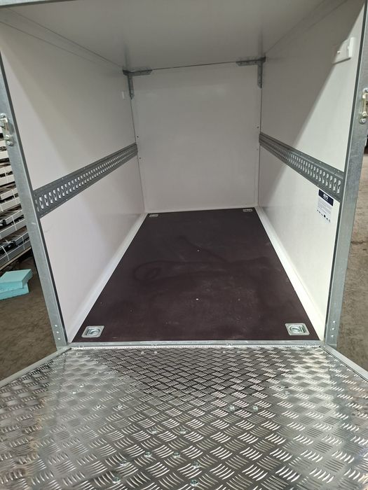 Remorca Furgon Repo 2515 750 kg MMA Oferta !!!