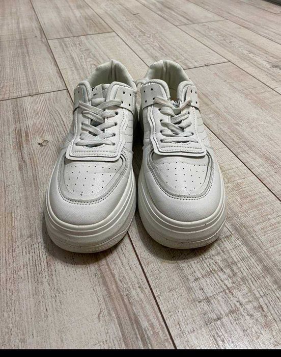 Кроссовки 38 размер