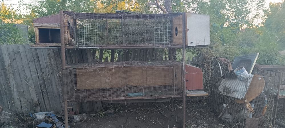 Продам клетки для кроликов
