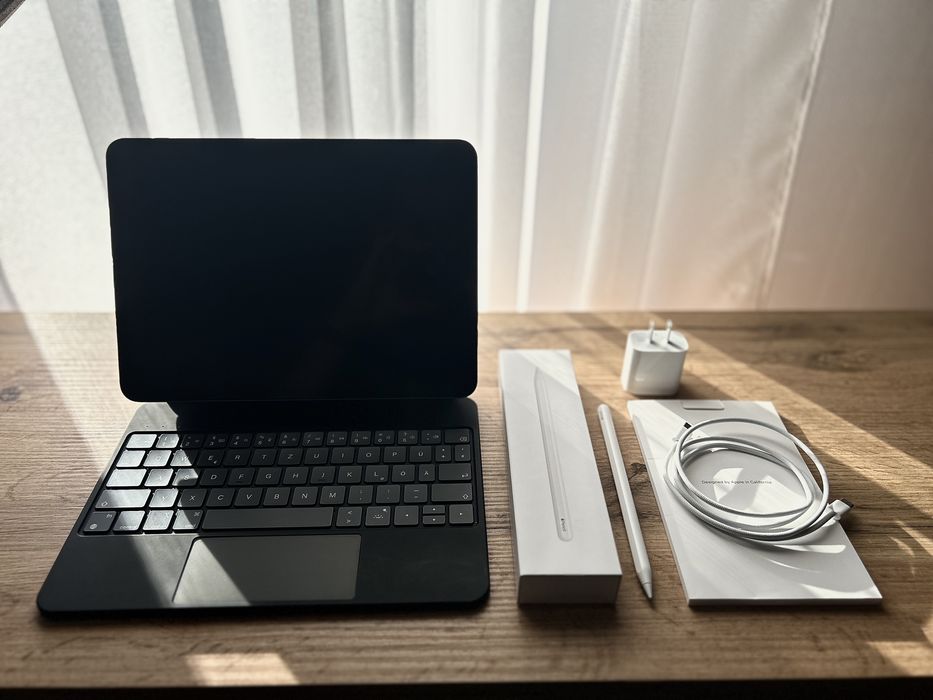 Apple iPad Pro 11" (2022) 4th Gen, 128GB, Wi-Fi, Space Grey / Schimb