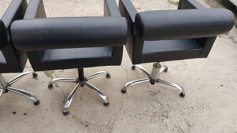 Кресла парикмахерские