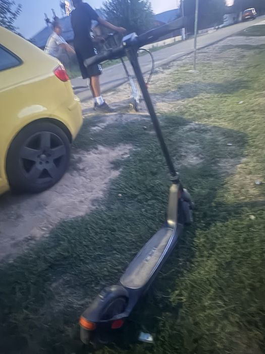 Trotineta electrica myria city travel