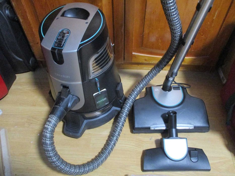 aspirator cu apa roboclean /rainbow