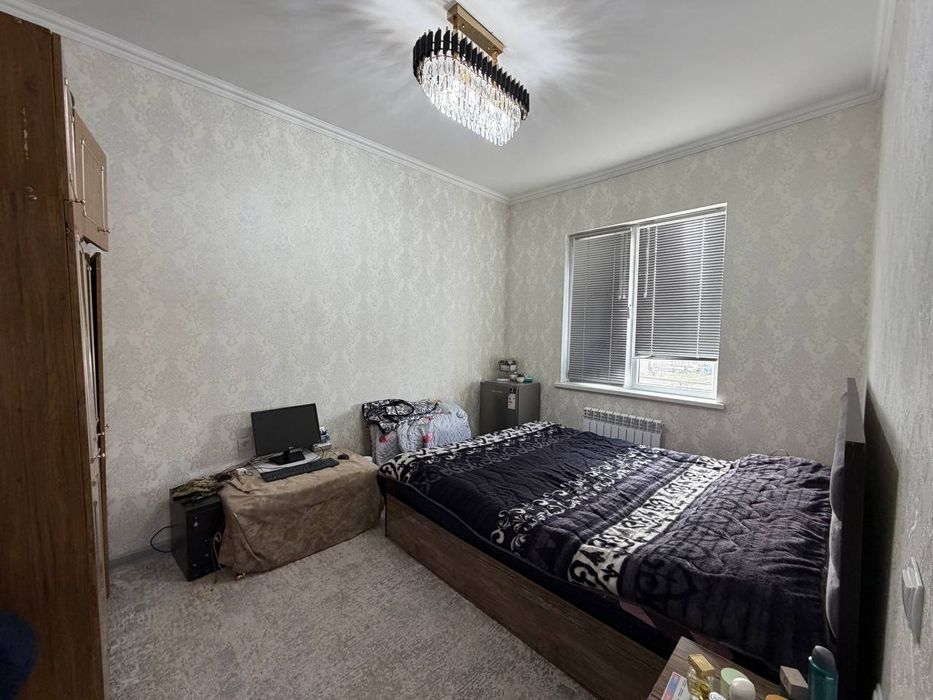 Motrid sotiladi  3 etaj  2 xonali