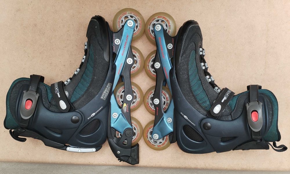 Супер запазени мъжки ролкови кънки тип ролери Rollerblade #42,5