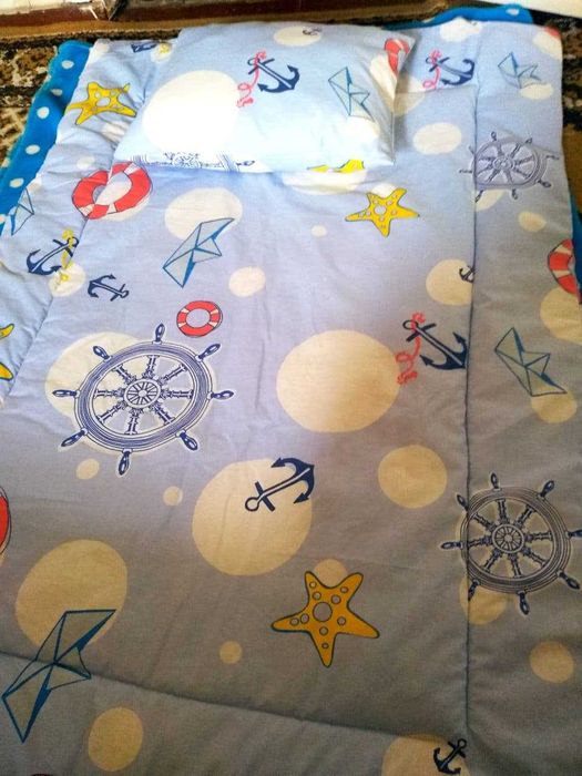 Скидка Продаю детское тёплое одеяло с подушкой Новое