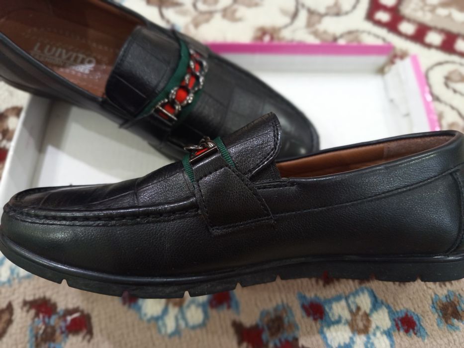 Туфли на мальчика продам