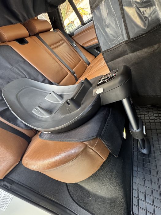 Cybex детско столче с база