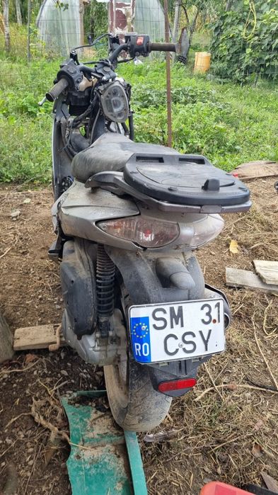 Scuter avariat - Aprilia sporcity cube 125