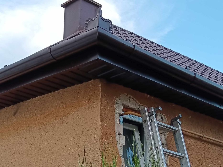 Executăm Jgheaburi și burlane reparații acoperișuri dulgherie pervaze