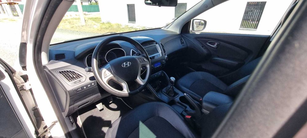 HYUNDAI ix35 2014 — imagine 4