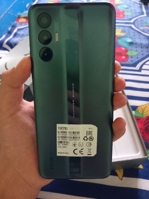 TECNO POVA 3.   6/128gb