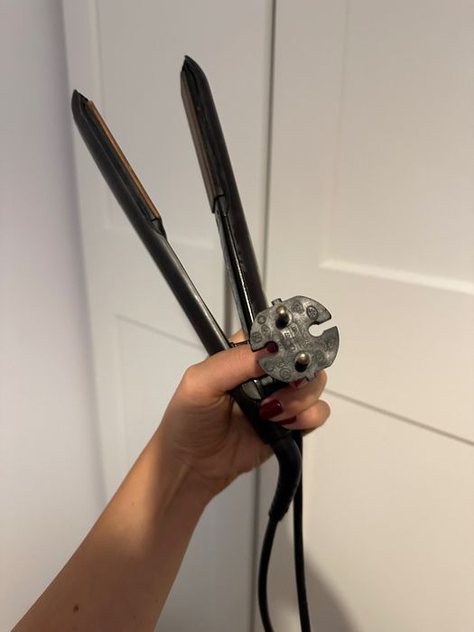 Placă de îndreptat părul, Remington, S2044
