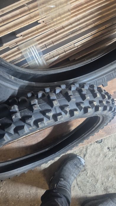 Резина на мото Metzeler