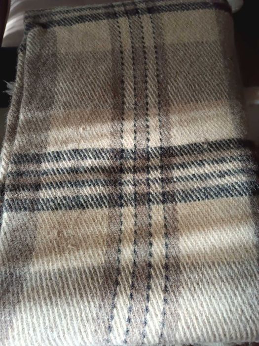 Одеяло, няколко броя, вълнено