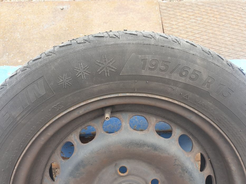 Гуми зимни с джанти