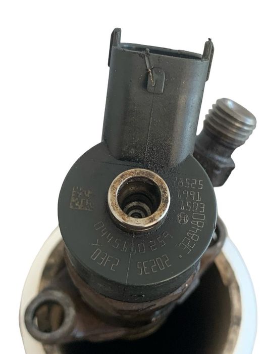 Set Injectoare Combustibil Ford Focus Ii Da_, Hcp, Dp 2004 - 2013 1.6 Tdci G8Da, G8Db, G8Dd, G8De, G8Df 0445110259