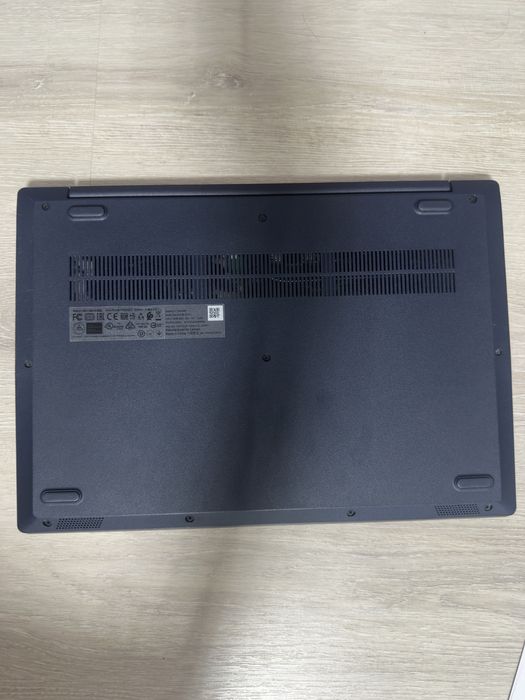 Laptop Lenovo IdeaPad 3