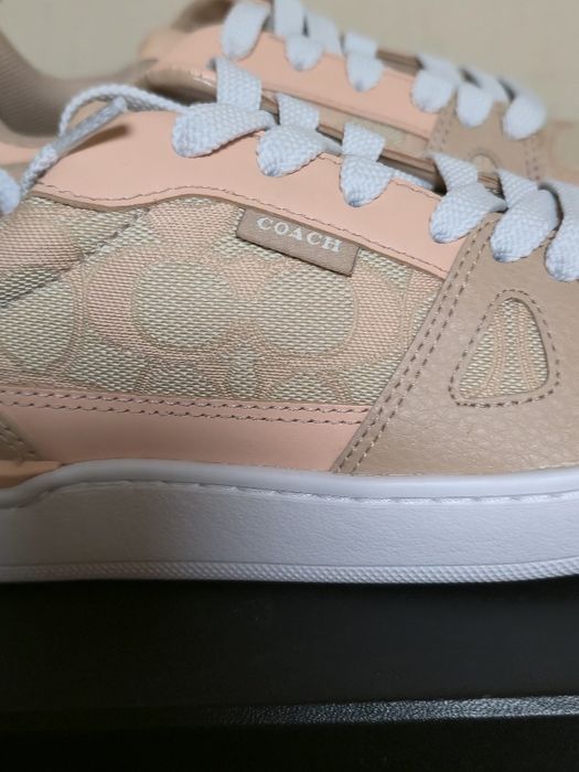 Coach Clip Low Top Sneaker in Signature Jacquard нови оригинални олекотени дамски сникърси