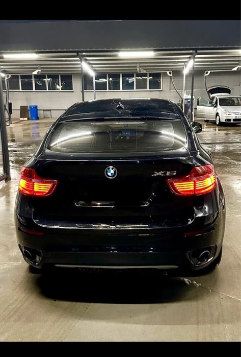 Джип BMW X6  3.5 SD