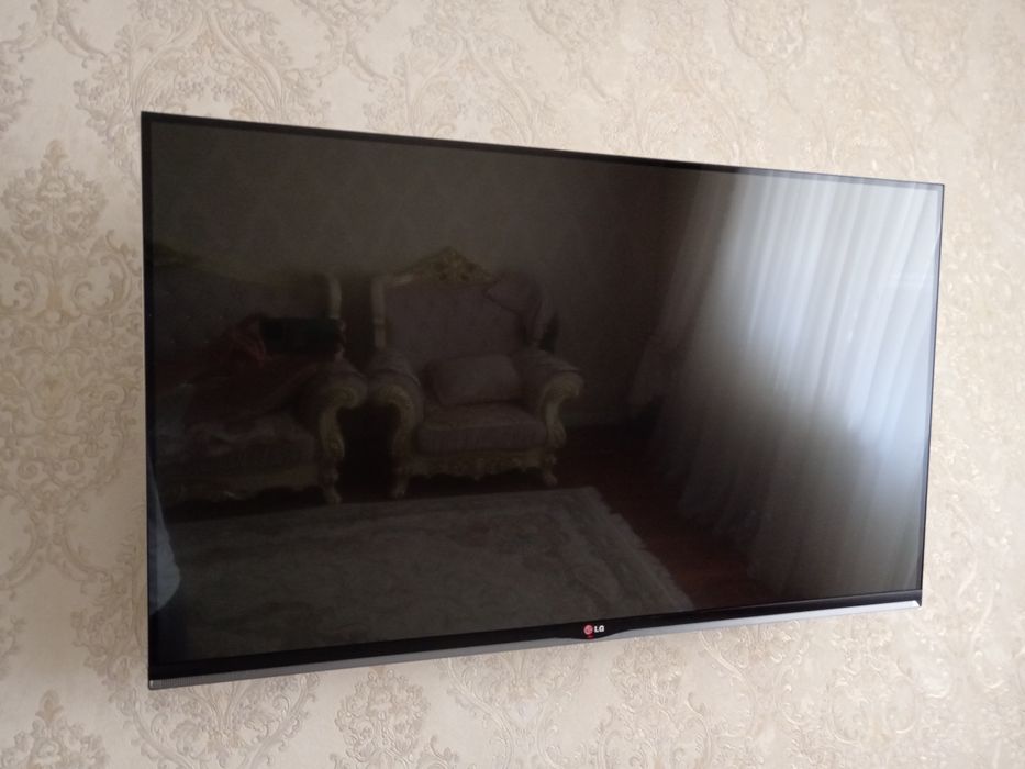 Смарт телевизор LG