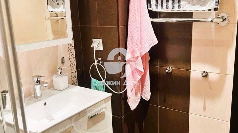 Продава се Тристаен апартамент в к.к. Елените - 105 кв.м за 1524 €/кв.м - Снимка #7