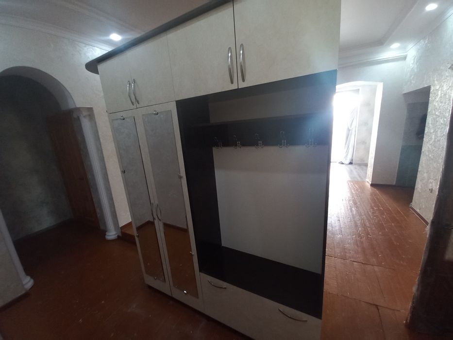 Мебель прихожка сотилади