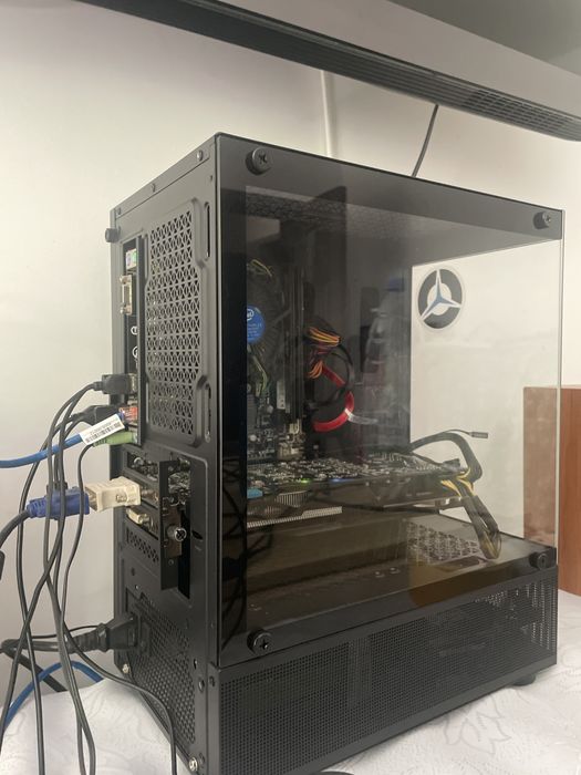 Vand carculator gaming in stare perfecta + monitor