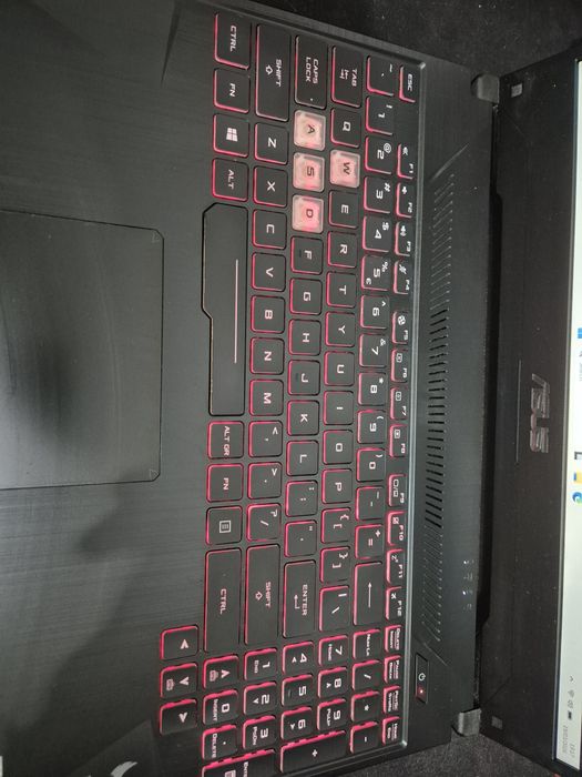 Laptop Gaming Asus Tuf Ryzen 7 3750H/GTX 1650/16GB RAM