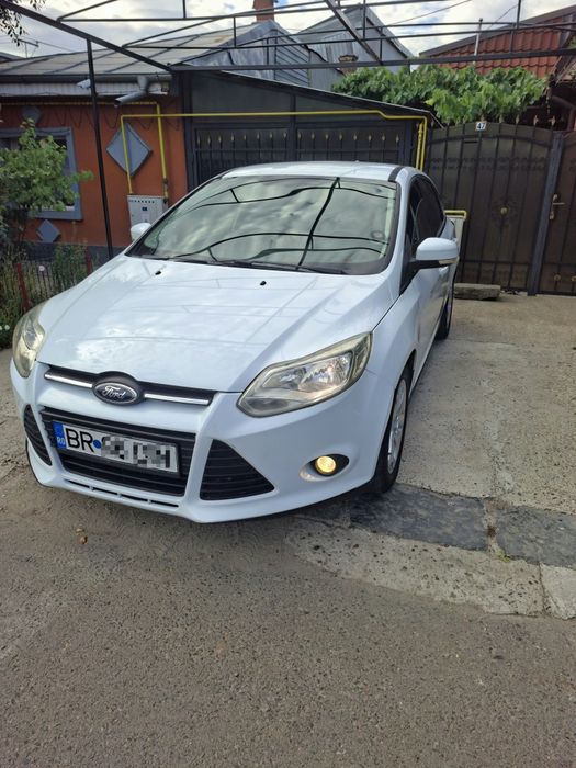 FORD Focus 2011 — imagine 4