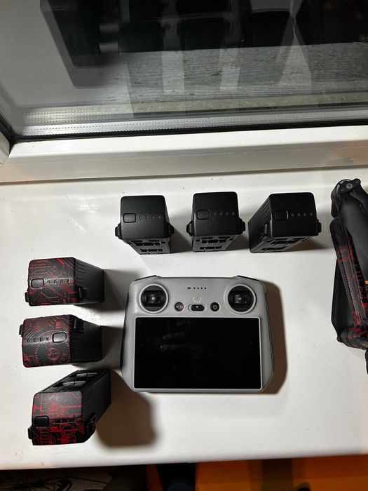 Продам Mavic 3 Pro combo