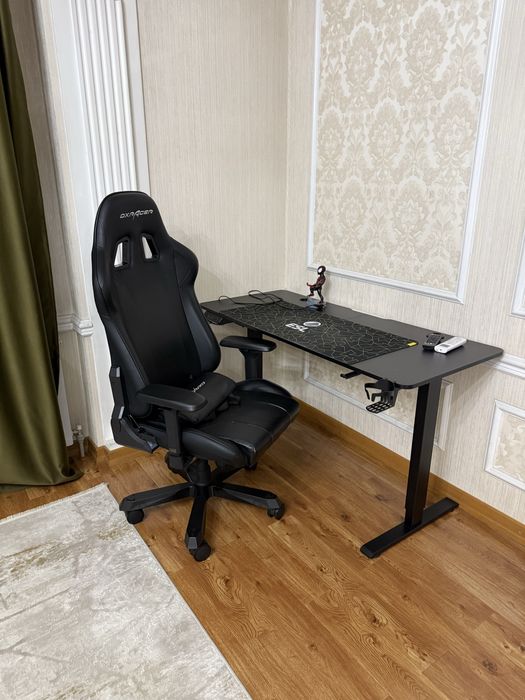 Продам игровое кресло