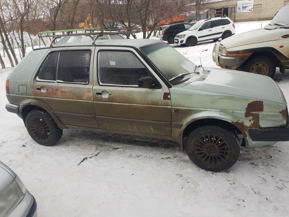 Продаю машину гольф  есть торг