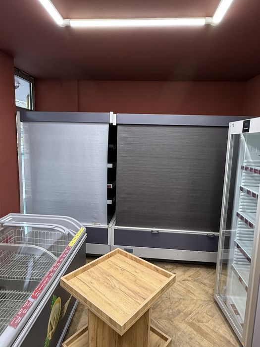 Хладилна витрина крайстенна