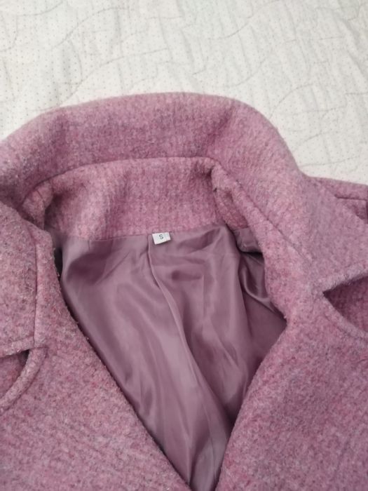 Продам женские пальто