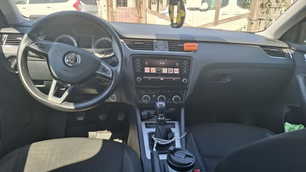 SKODA Octavia 2019 — imagine 4