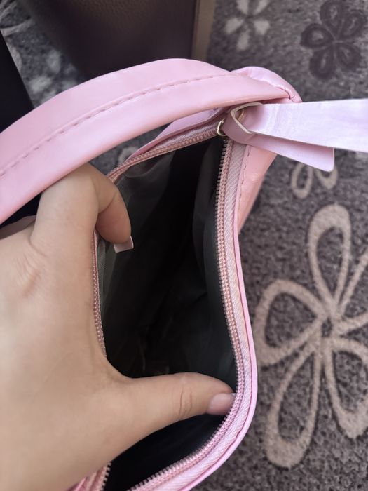 Продам сумки через плечо