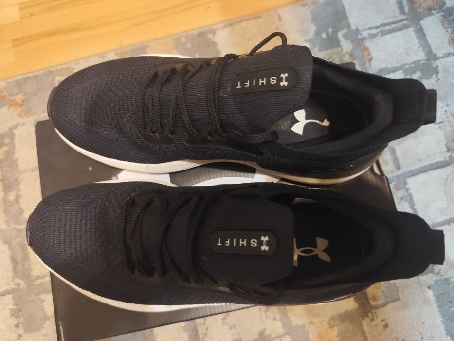 Мъжки  маратонки Under Armour 45 номер