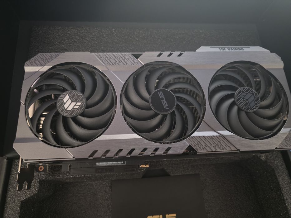 Продам Rtx 4070 ti super 16gb