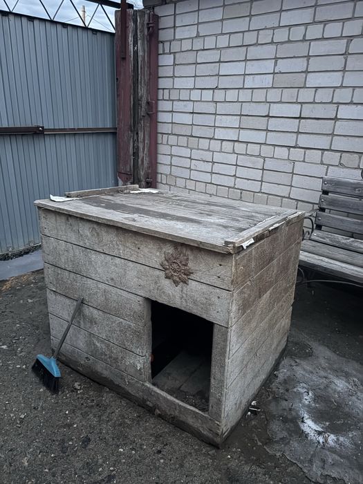 Продам будку для собаки