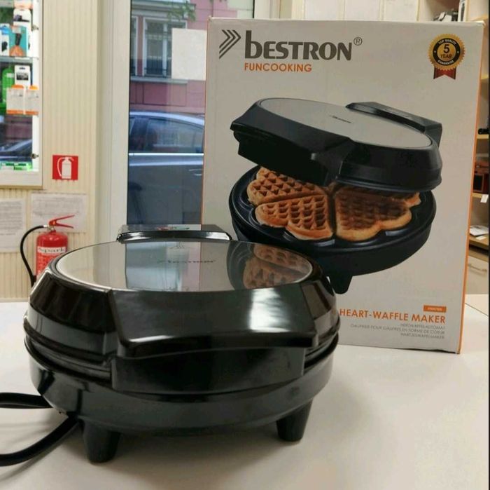 Нов гофретник BESTRON AWM700S – сърцевиден, 700W