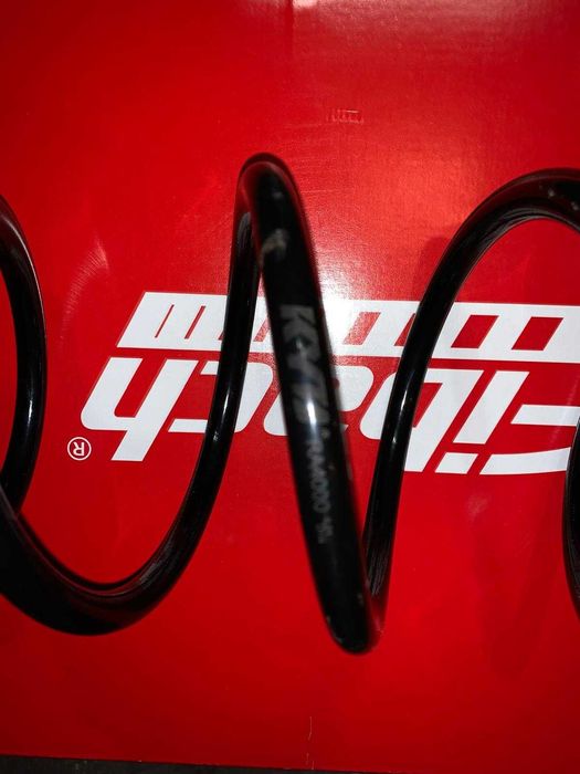 KYB Kayaba RA4000 K-Flex предни пружини BMW 1er 3er БМВ 1, 3 Серия