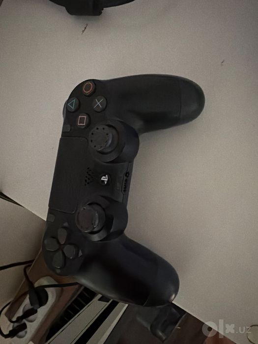 Play station 4slim