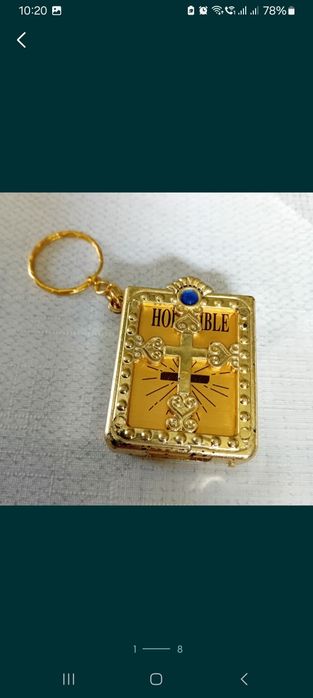 Biblie in miniatura breloc