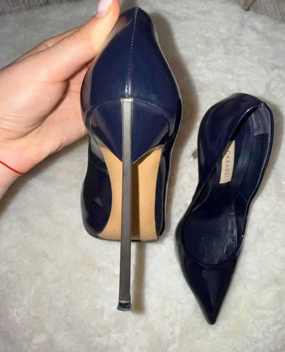 Обувки с висок ток Casadei