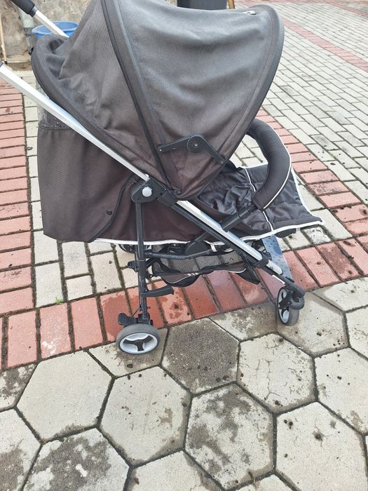 Cărucior de copii si scoica