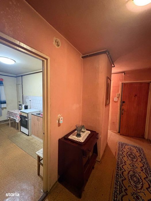 Apartament 3 camere zona TRACTORUL,str Gloriei