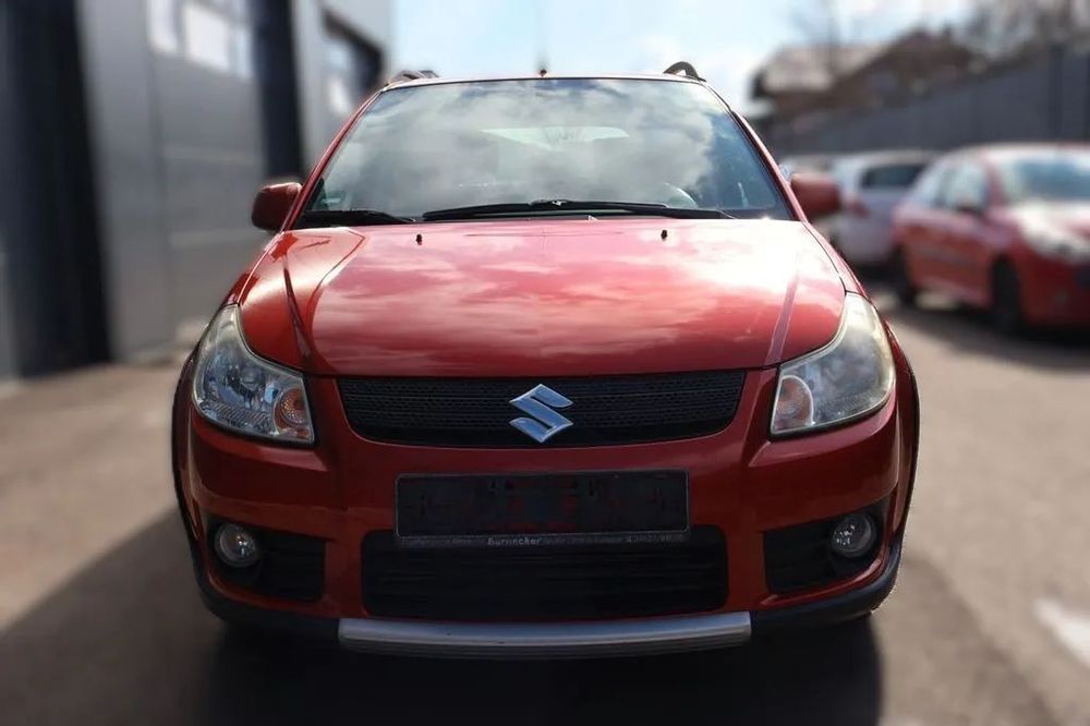Dezmembrari / Dezmembrez SUZUKI SX4