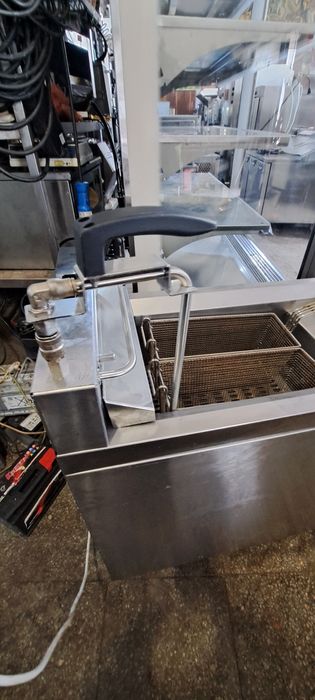Фритюрник професионален LINCAT VORTECH  газ