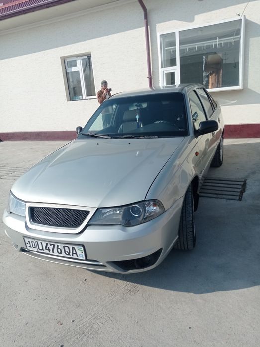 Nexia2luks kanditsanier